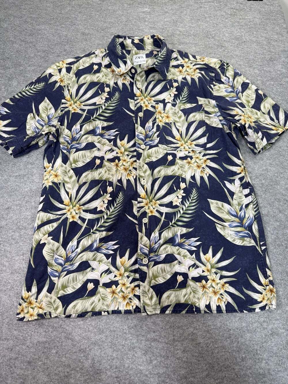 Zara Men's Tropical Hawaiian Short Sleeve Button-Up Shirt Navy Blue Size M